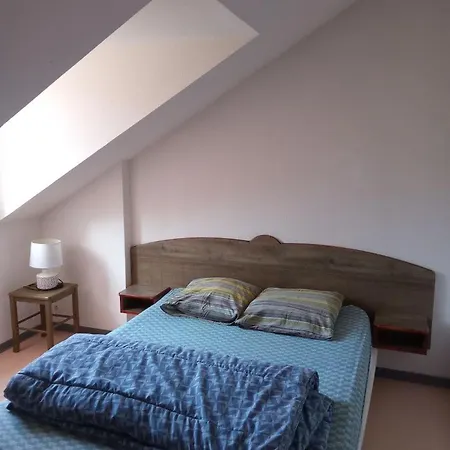 T3 Duplex La Maison Du Perroquet 2 Piscine Dans Un Village De A Geniez D'olt Aux Portes De L'aubrac *
