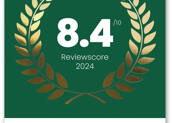 T3 Duplex La Maison Du Perroquet 2 2 Piscines Dans Un Village De A Geniez D'olt Aux Portes De L'aubrac Сasa de vacaciones *